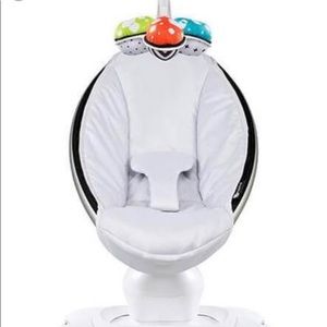 4moms Mamaroo infant seat grey